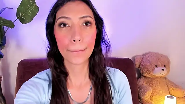 Miss veronicaa2 online show from April 14, 1:33 pm