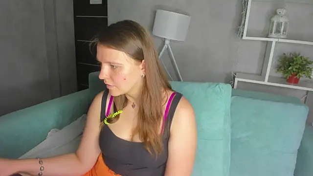 Jenny Jimmy online show from June 10, 9:41 am