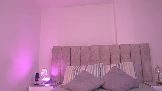 sara lopee1 online show from November 20, 11:55 am