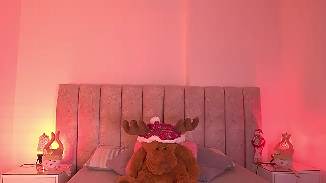 sara lopee1 online show from December 20, 12:20 pm