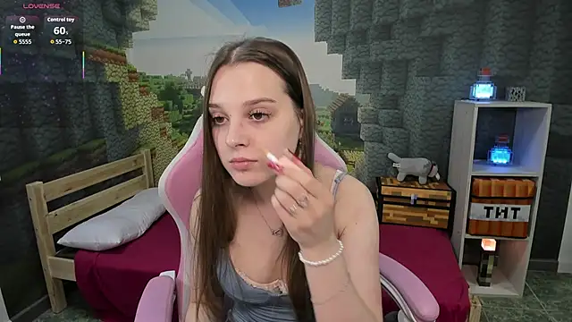 kaisajenner online show from October 10, 5:18 pm