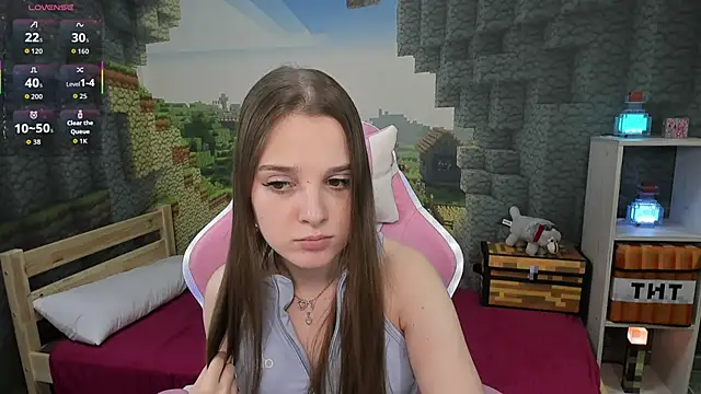 kaisajenner online show from October 3, 4:45 pm