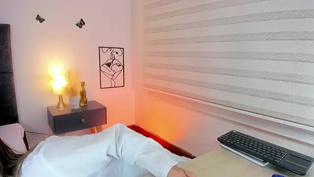 Violetta Ficher online show from September 14, 2:53 am