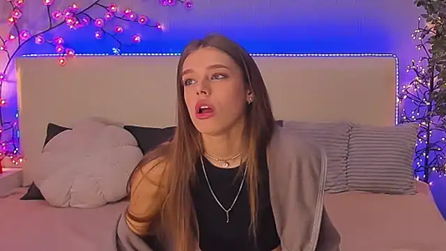 melissacrayzy online show from March 15, 6:37 am