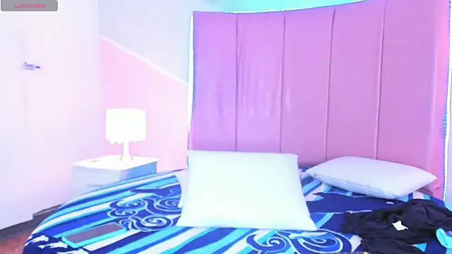 Liiam smith  online show from September 24, 1:21 pm