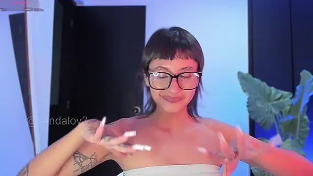 ggor4w33 online show from December 17, 5:22 am