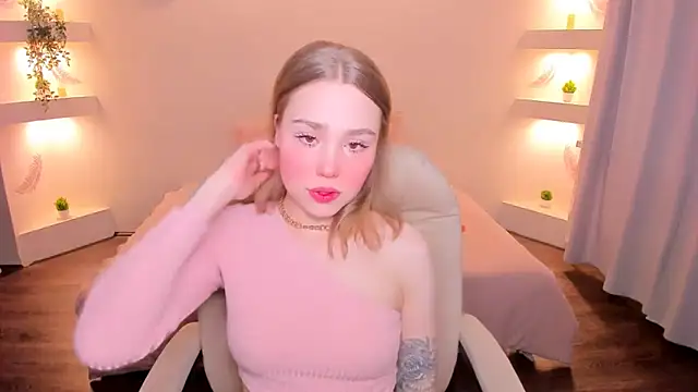 YourMegan online show from April 11, 4:54 pm