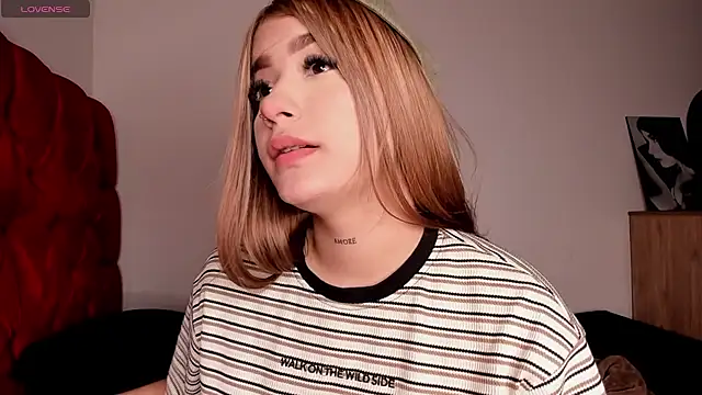 akirahattori online show from March 17, 12:25 am