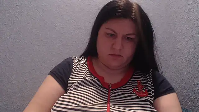 KiraSwee online show from February 2, 5:12 pm