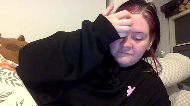 AureliaXOX online show from November 5, 9:14 am