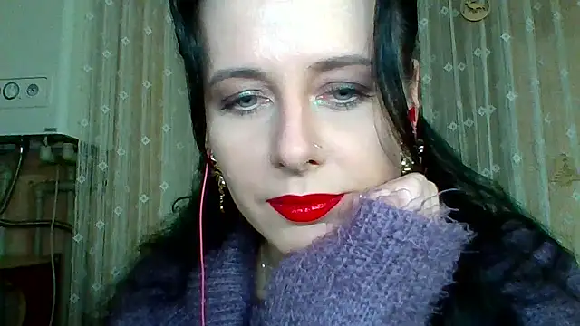 LuminousLady online show from January 15, 6:36 pm