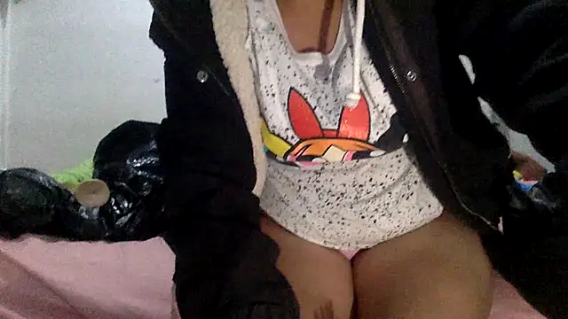 sharonlopez9611 online show from February 10, 4:59 am