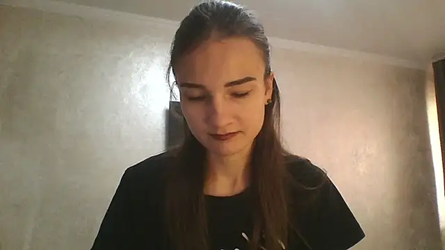 RoyalDessertt online show from November 7, 5:35 am