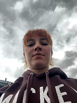 Maggie Geller online show from October 8, 7:07 pm