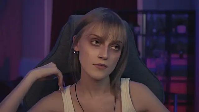 KiraMontoya online show from February 4, 6:49 am