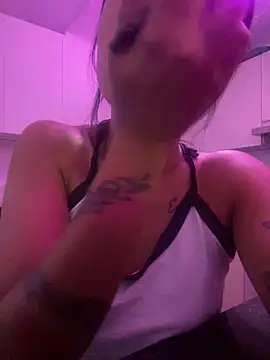 julieta fn online show from March 27, 1:45 pm