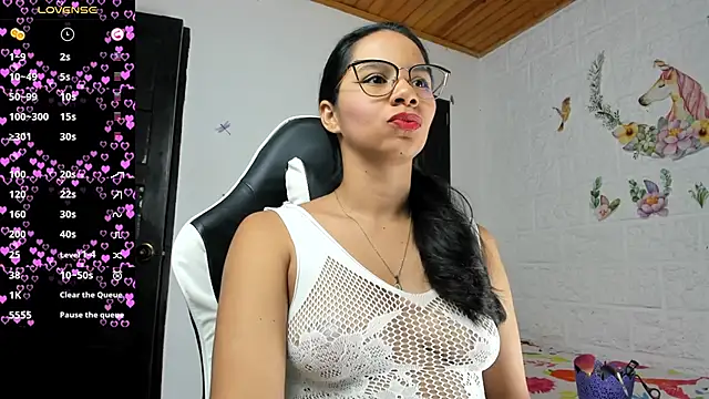 alisson hoffman05 online show from February 17, 7:46 pm