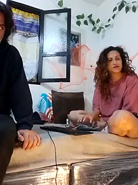 jeans and emma online show from October 19, 2:13 am