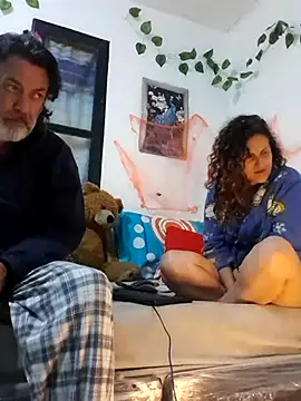 jeans and emma online show from October 30, 1:52 am