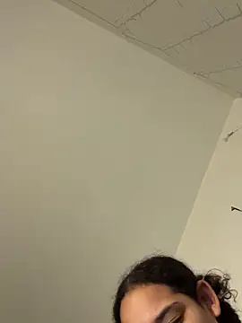 tastylolaaa online show from September 27, 10:55 am