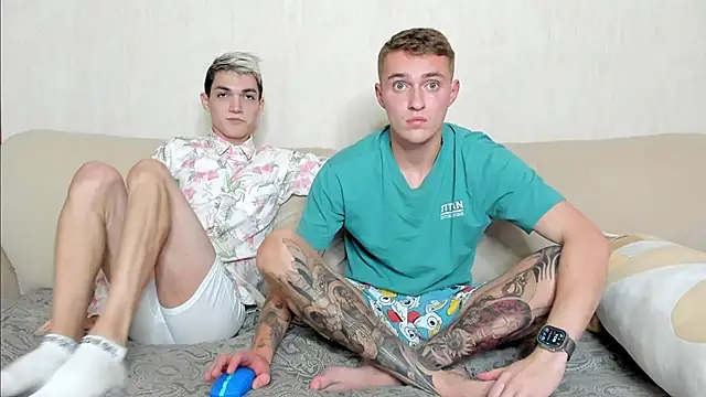 crazybottom99 online show from September 20, 6:06 pm