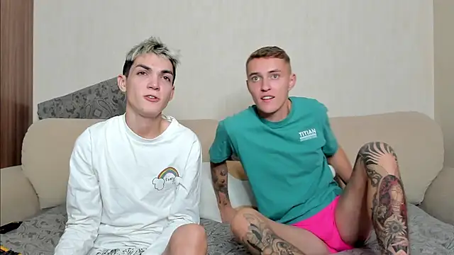 crazybottom99 online show from September 14, 7:56 pm