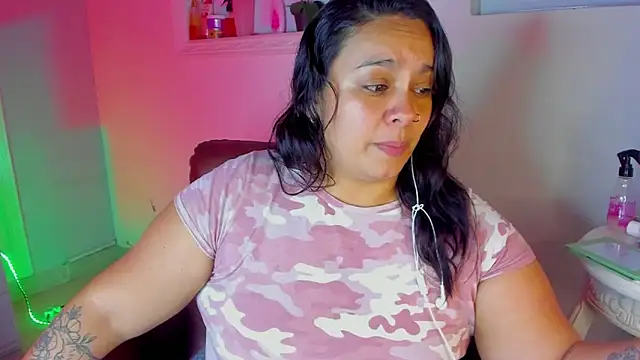 KourtneyEvans online show from February 1, 5:33 pm