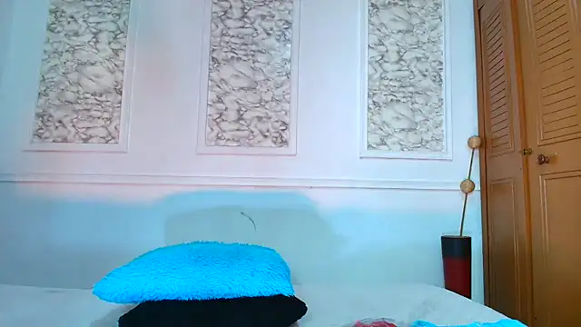 Danella houston online show from September 15, 7:21 pm