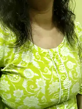 Your cutiepie  online show from November 26, 6:20 pm