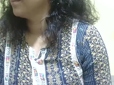 Your cutiepie  online show from February 19, 5:01 pm