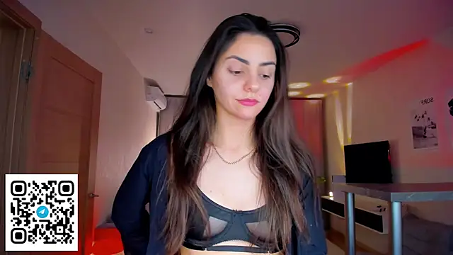 EmiliaZen online show from March 22, 9:10 pm