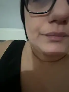 daianaspencer online show from January 15, 9:04 am