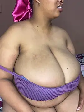 NonoGotBoobies online show from October 19, 12:12 am