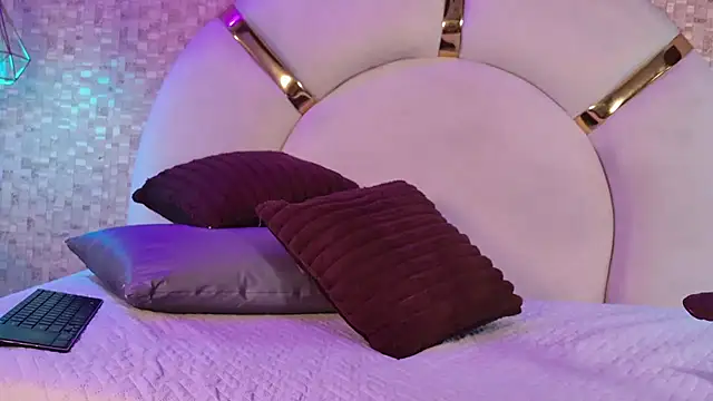 lissa palmer online show from February 16, 7:52 am