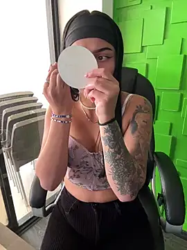 Dulce  Boyd online show from March 25, 2:31 pm