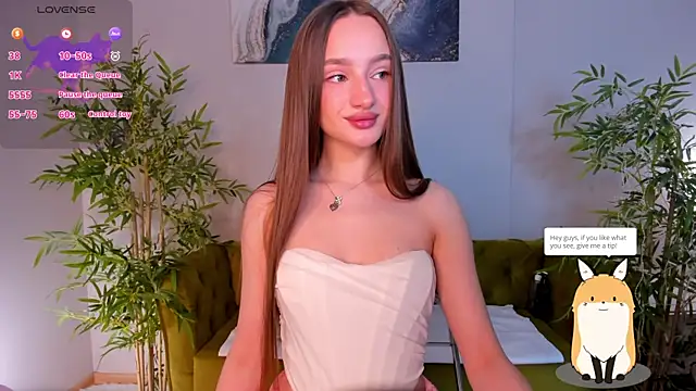 miiss  lulu online show from April 1, 1:06 am