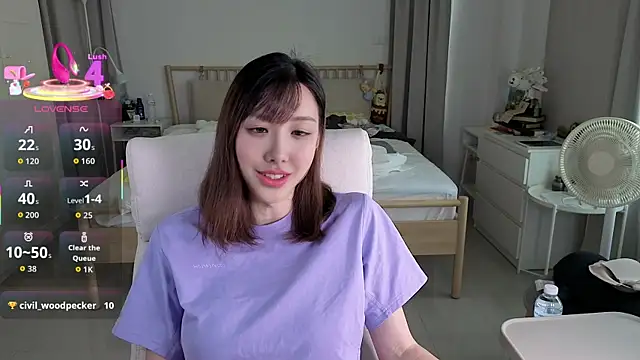 joycemilka online show from September 20, 6:34 am