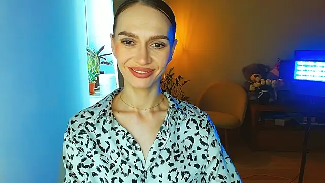 Lady Sunshine  online show from March 17, 7:45 am