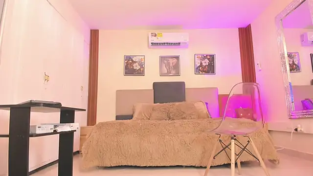 cristal crossfitx online show from March 4, 10:33 am