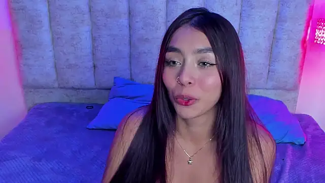 lanna brunette online show from November 29, 5:28 pm