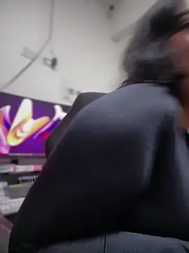 Scarlett-LS online show from October 28, 3:12 am