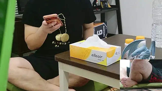 YARASERO-kun online show from February 20, 11:01 am