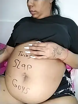 emma purple  online show from April 13, 4:25 am