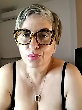 Pumabionda online show from September 13, 7:55 pm