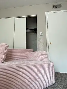 angelicasn0w online show from March 31, 2:50 pm