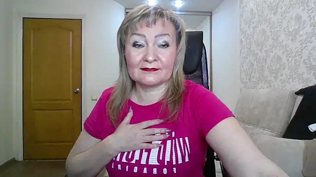 Victoria secrets  online show from November 26, 7:20 am