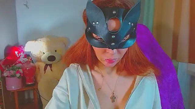 moonmaaiden online show from February 3, 9:14 am