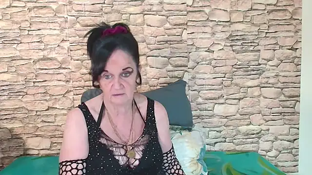 LuciousGrace online show from October 20, 6:33 pm