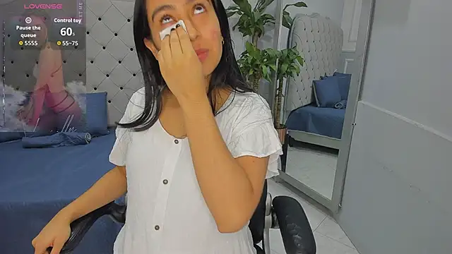 lucelly 15 online show from February 19, 11:43 am