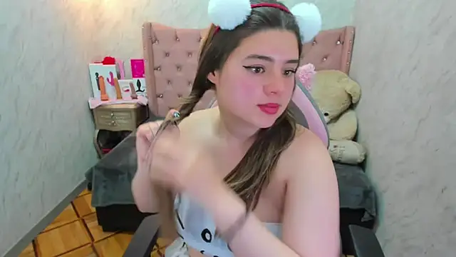 Lianngrace online show from October 9, 4:44 pm